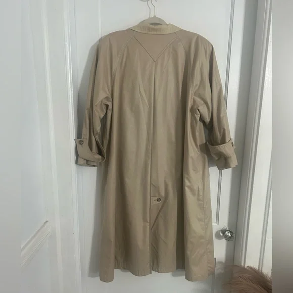 London Fog Classic Tan Trench Coat - Picture 4 of 5